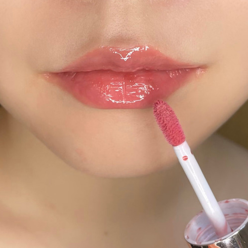 銀座化粧堂 スモーキーピンクカラーで 血色感のある唇を演出！ カラーオンミー リップオイル　ｎ ２本セット